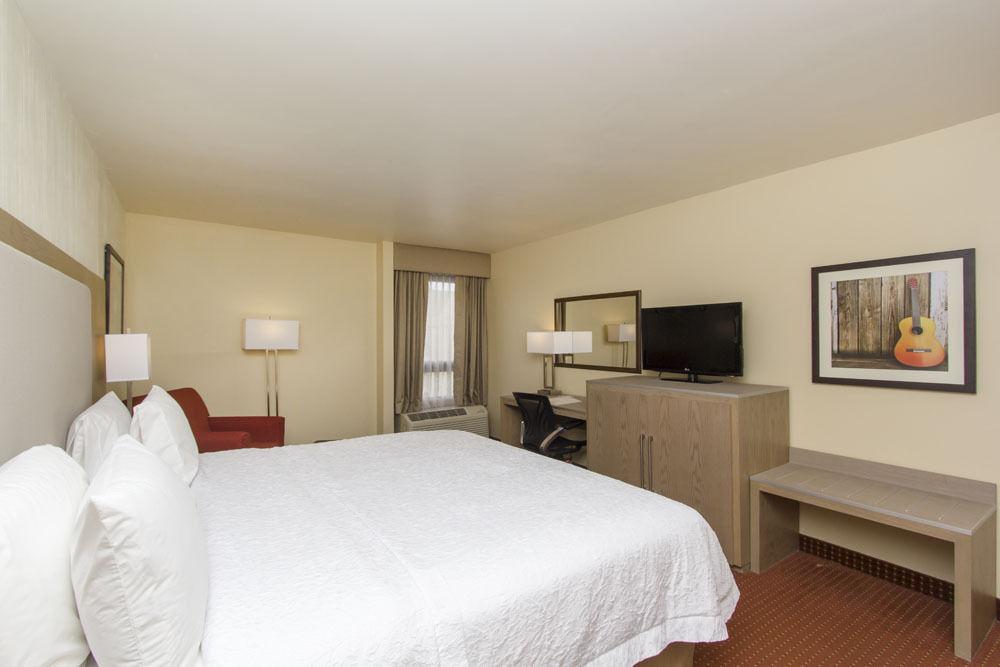Hampton Inn Monterrey-Airport Apodaca Екстериор снимка