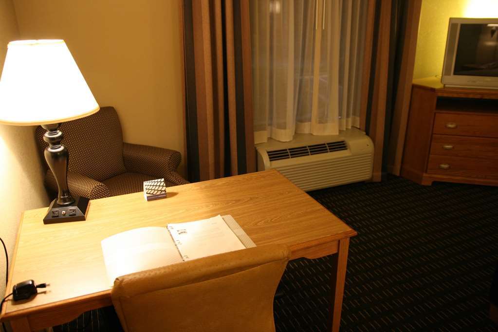 Hampton Inn Monterrey-Airport Apodaca Съоръжения снимка