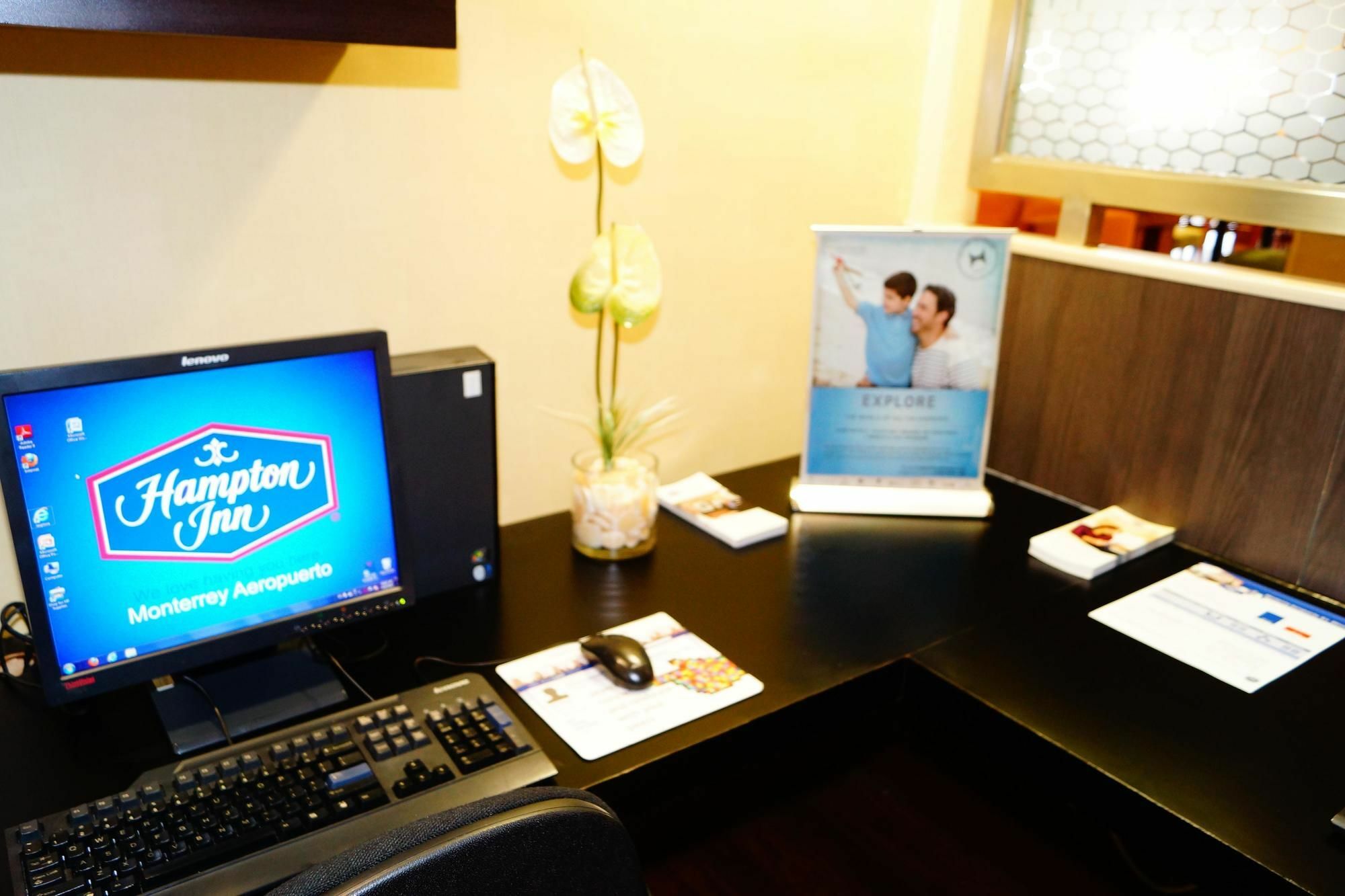 Hampton Inn Monterrey-Airport Apodaca Екстериор снимка